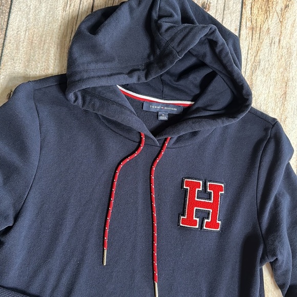 Tommy Hilfiger hooded sweatshirt dress - Picture 2 of 5